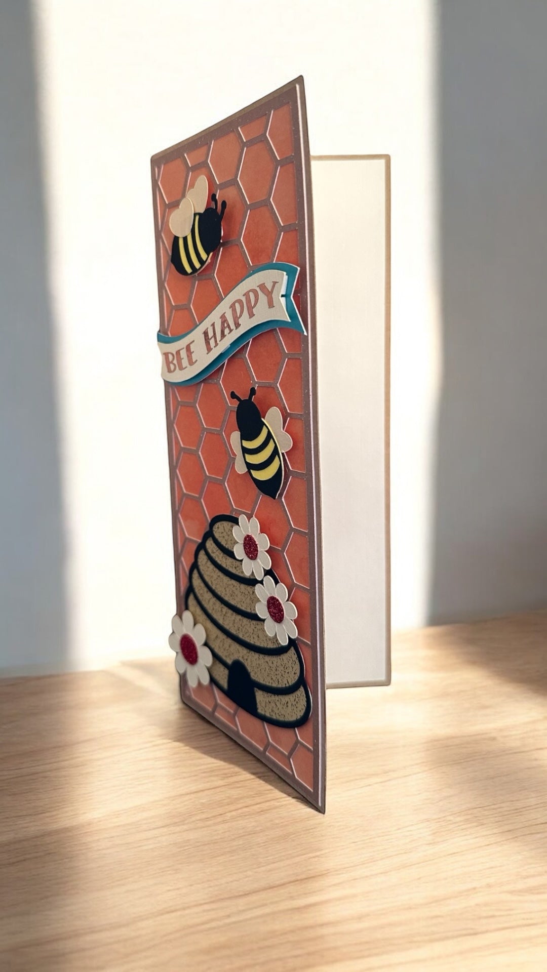 Bee happy greeting card