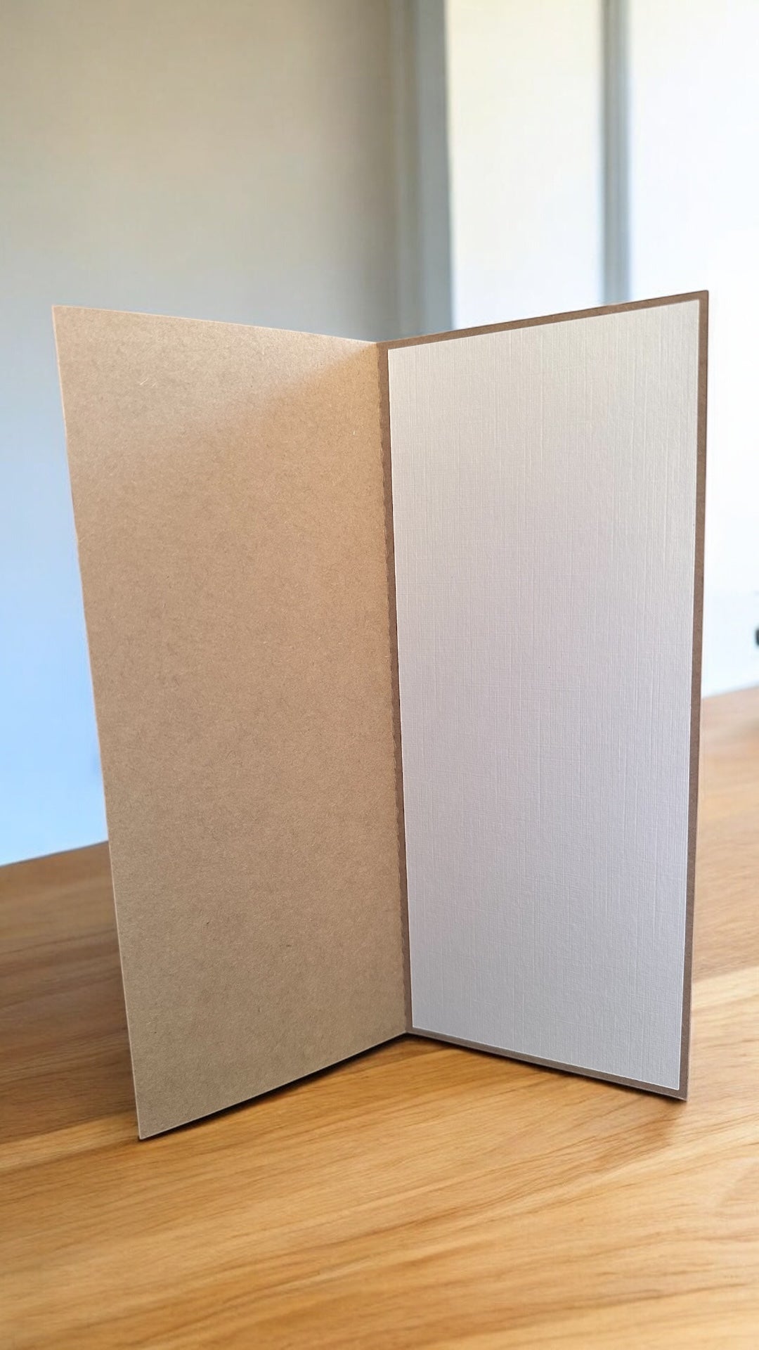 Bee happy greeting card