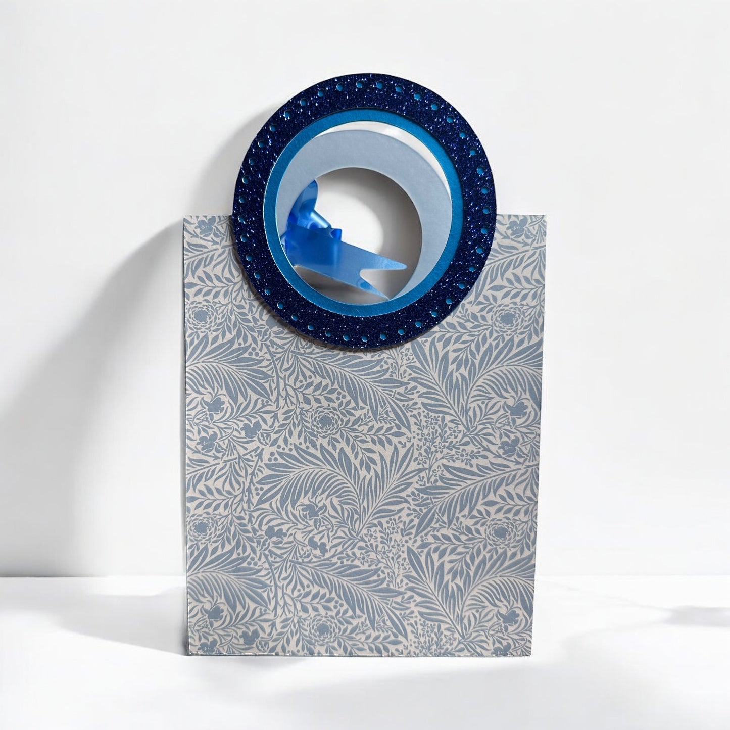Ring handle gift bag