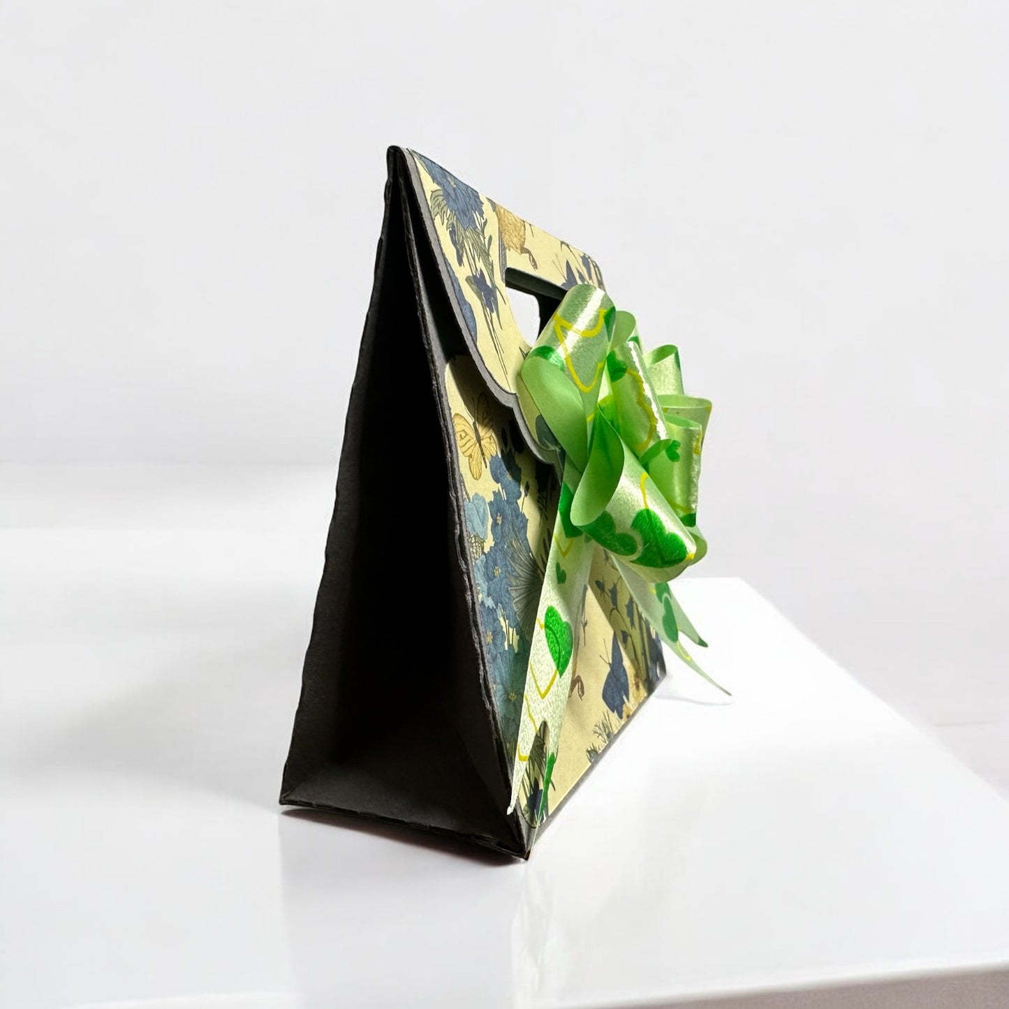 Small party favour bag