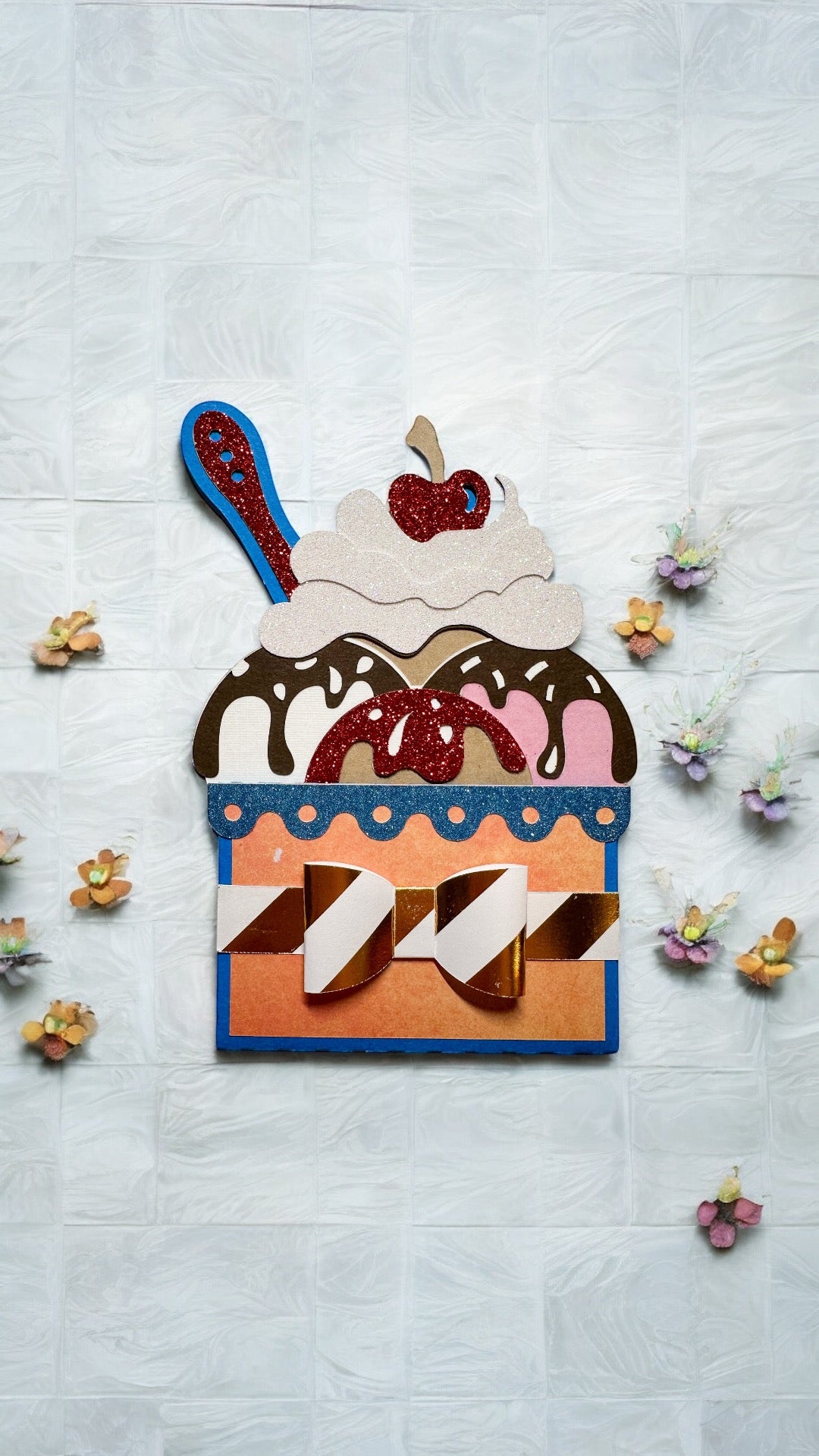 Ice-cream sundae gift card holder